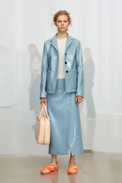 Look 5